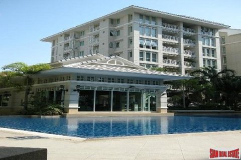 3 bedrooms Apartment in Bangkok, Thailand No. 95640 6