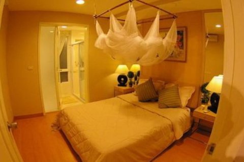 3 bedrooms Apartment in Bangkok, Thailand No. 95640 14