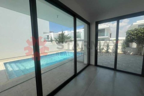 3 bedrooms Villa in Larnaca, Cyprus No. 101679 7