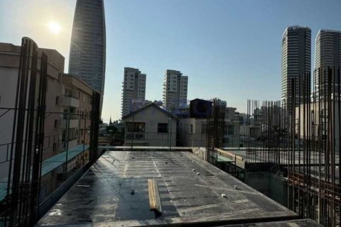 3 bedrooms Apartment in Limassol, Cyprus No. 84512 14