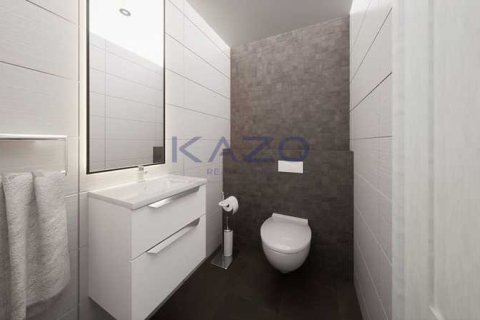 3 bedrooms Apartment in Limassol, Cyprus No. 84512 8