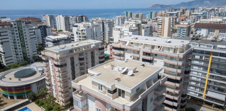 4 rooms Appartement à Mahmutlar, Turkey No. 21345