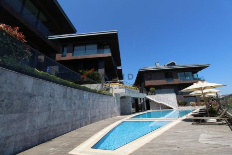 4 bedrooms Apartment in Bach Long Vi, Vietnam No. 17726 23