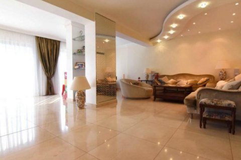 4 bedrooms Apartment in Limassol, Cyprus No. 105999 1