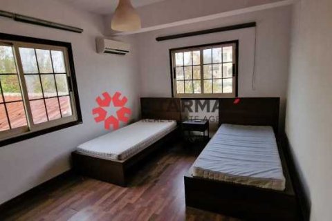 5 bedrooms House in Aradippou, Cyprus No. 82737 8