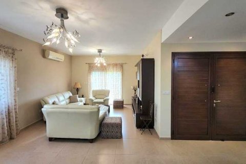 4 bedrooms House in Kato Polemidia, Cyprus No. 78333 9