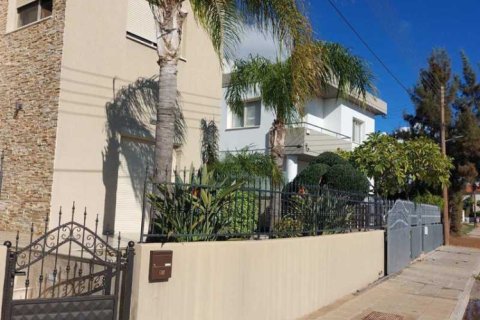 4 bedrooms House in Kato Polemidia, Cyprus No. 78333 6