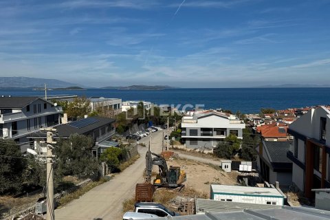 4 bedrooms Villa in Urla, Turkey No. 113728