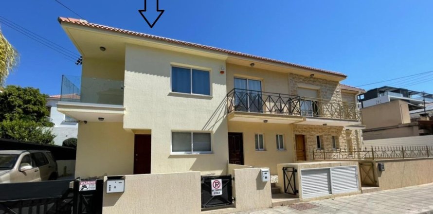 5 rooms Townhouse à Limassol, Cyprus No. 107038