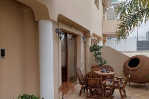 4 dormitorios House en Agios Athanasios, Cyprus No. 28968 8
