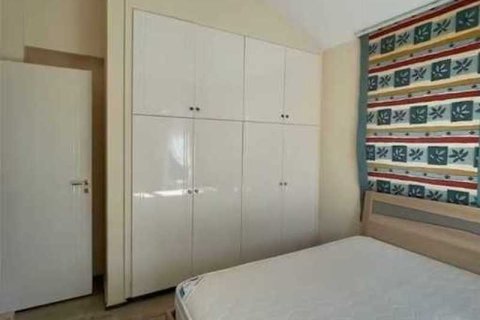 4 bedrooms House in Agios Athanasios, Cyprus No. 31085 4