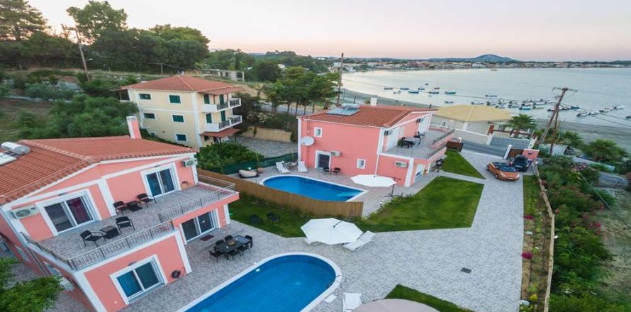 6 bedrooms House in Zakynthos, Greece No. 24737