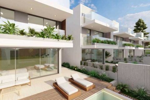 3 bedrooms House in Kissonerga, Cyprus No. 100587 2