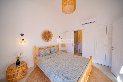 4 bedrooms Villa in Duong Duc, Vietnam No. 11077 18