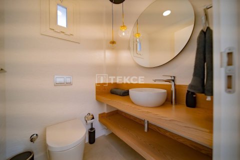 4 bedrooms Villa in Duong Duc, Vietnam No. 11077 13