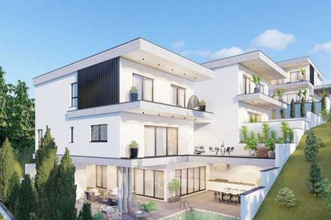 5 bedrooms House in Limassol, Cyprus No. 31983 1