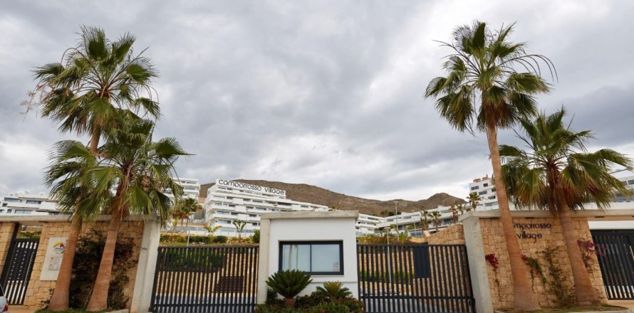 3 bedrooms Penthouse in Finestrat, Spain No. 124637