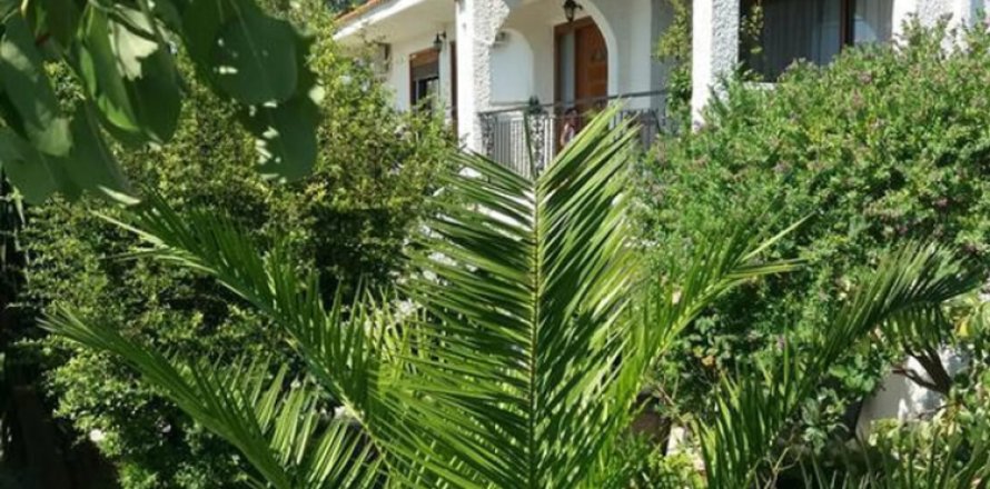 2 bedrooms Apartment in Rafina, Greece No. 113136