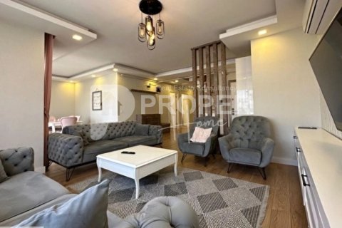 6 rooms Apartment in Thanh Khe, Vietnam No. 10892 14