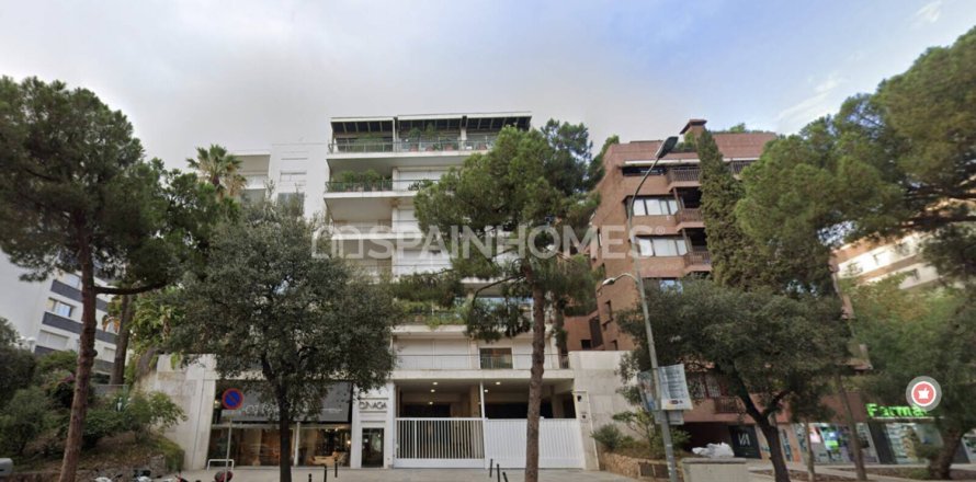 4 dormitorios Apartment en Barcelona, Spain No. 88157