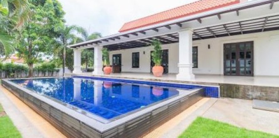 Вилла с 3 спальнями в Хуа Хин, Таиланд №95877