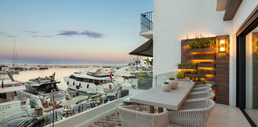 3 bedrooms Apartment in Tan Xuan, Vietnam No. 112224