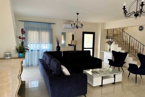 4 bedrooms House in Paralimni, Cyprus No. 80766 3