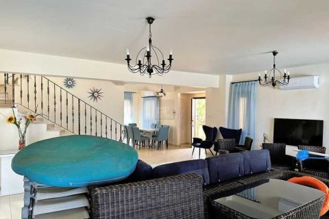 4 bedrooms House in Paralimni, Cyprus No. 80766 10