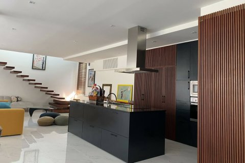 Дом с 4 спальнями в Чиангмай, Таиланд №97728 7