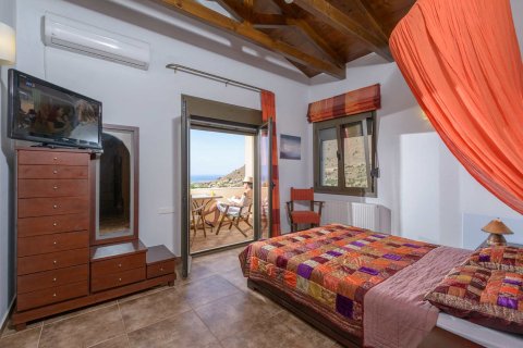 Вилла с 3 спальнями в Ираклион, Греция №23876 13