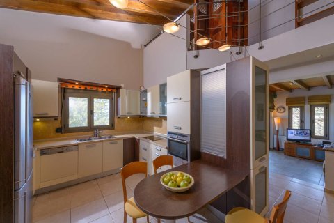 Вилла с 3 спальнями в Ираклион, Греция №23876 9