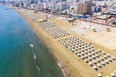 2 bedrooms Apartment in Larnaca, Cyprus No. 79759 12