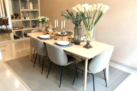 3 bedrooms House in Bangkok, Thailand No. 96631 2