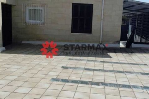 Дом с 4 спальнями в Никосия, Кипр №82660 6