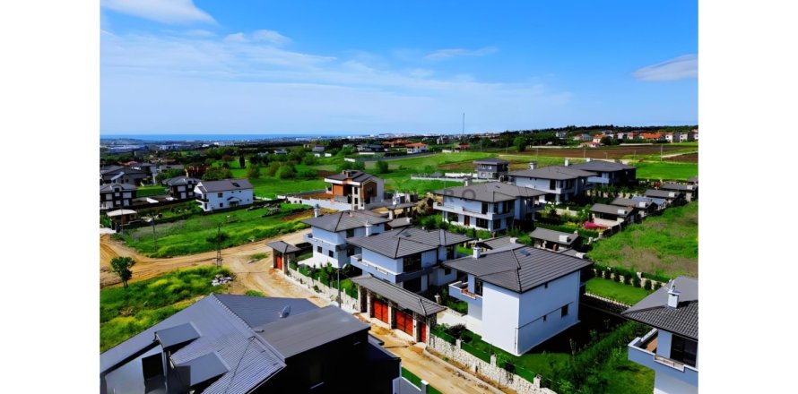 3 dormitorios Villa en Silivri, Turkey No. 120765