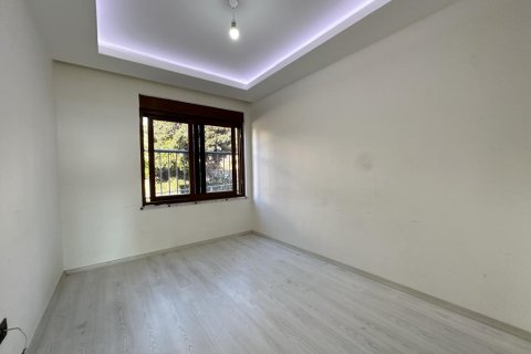 Квартира с 4 комнатами в Chau Lang, Вьетнам №22159 11