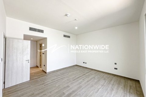 5 bedrooms Villa in Binh Duong, Vietnam No. 92809 12