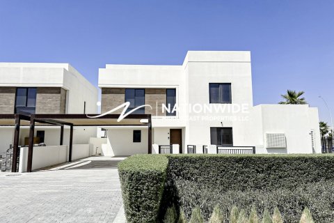 5 bedrooms Villa in Binh Duong, Vietnam No. 92809 1