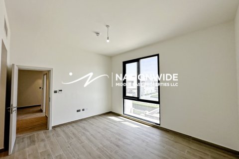 5 bedrooms Villa in Binh Duong, Vietnam No. 92809 11