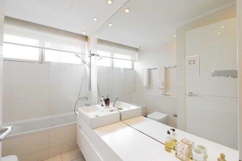 3 chambres Appartement à Limassol, Cyprus No. 78072 12