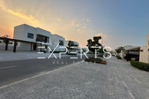 3 bedrooms Townhouse in Darna, Vietnam No. 87793 1