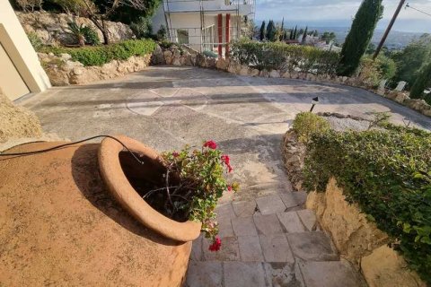 5 bedrooms House in Tala, Cyprus No. 101379 8