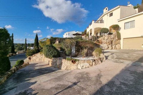 5 bedrooms House in Tala, Cyprus No. 101379 6