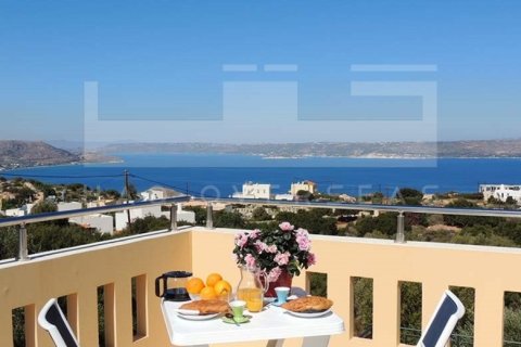 3 bedrooms Villa in Crete, Greece No. 24315 7