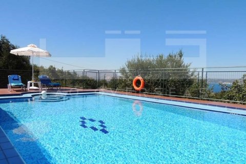 3 bedrooms Villa in Crete, Greece No. 24315 5