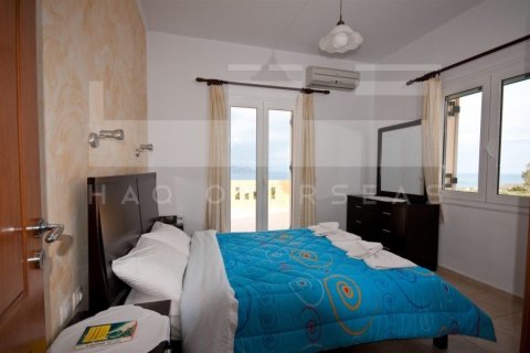 3 bedrooms Villa in Crete, Greece No. 24315 17