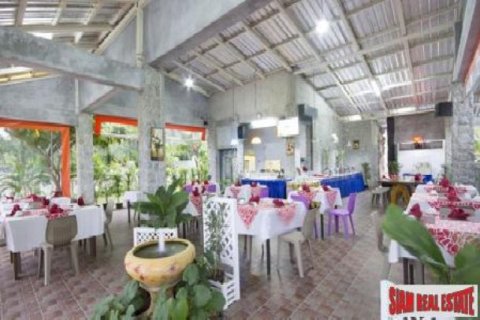 90 dormitorios Hotel en Chalong, Thailand No. 95779 12