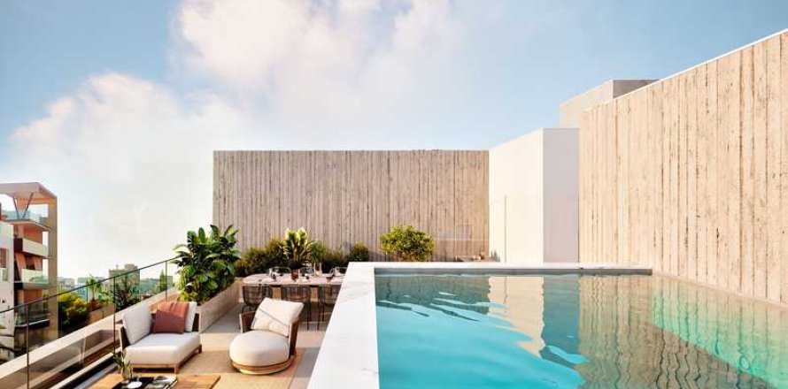 3 bedrooms Penthouse in Limassol, Cyprus No. 72919