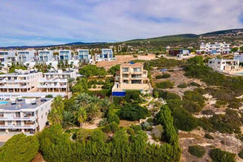 6 dormitorios Villa en Pegeia, Cyprus No. 28697 1