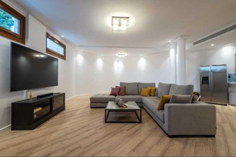 6 bedrooms House in Mouttagiaka, Cyprus No. 30735 4